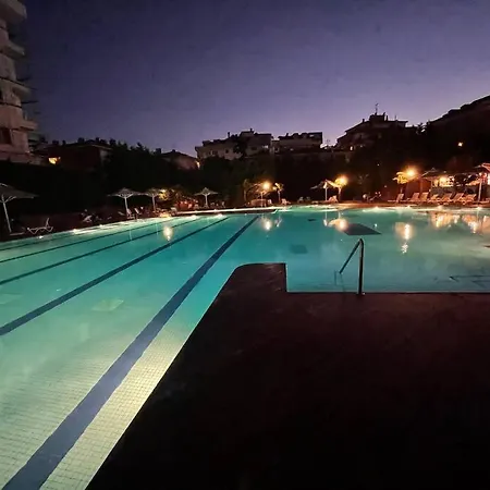 Newada 1+1 With Pool View Appartement